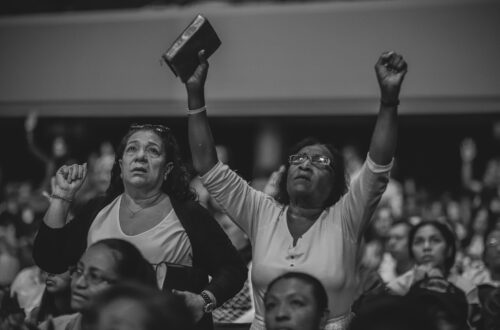 woman praising God